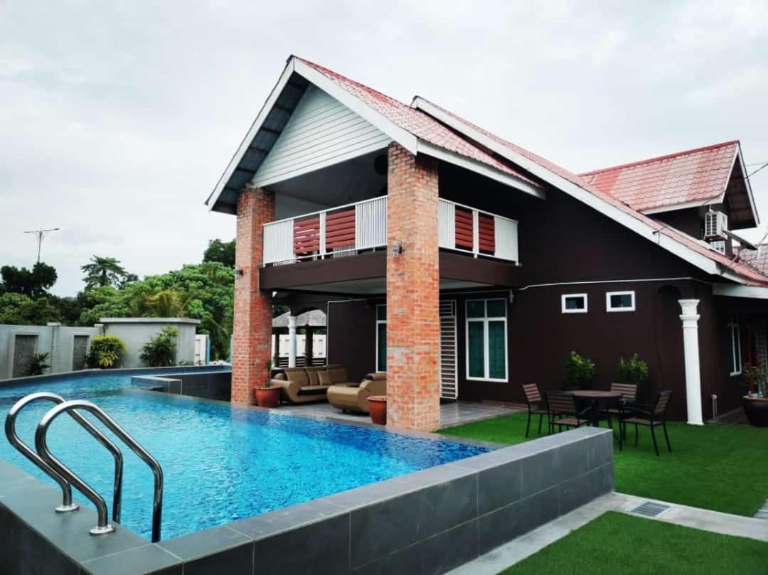 Destini Akef Villa 2 Pantai Cenang (Langkawi) Exterior foto